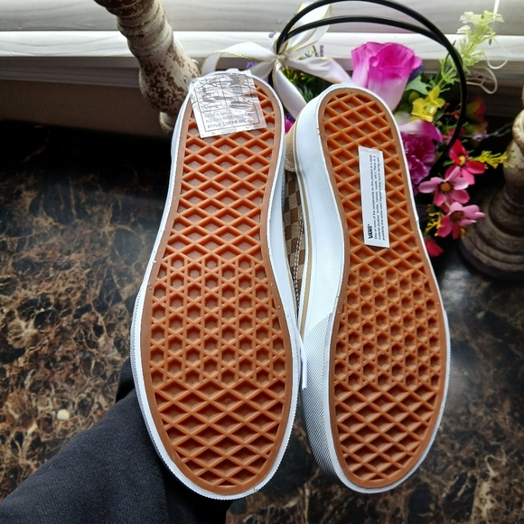 Vans Old Skool Checkerboard Skateboard/Lifestyle ShoesSize 4.5 Youth/6 Women - Picture 8 of 10